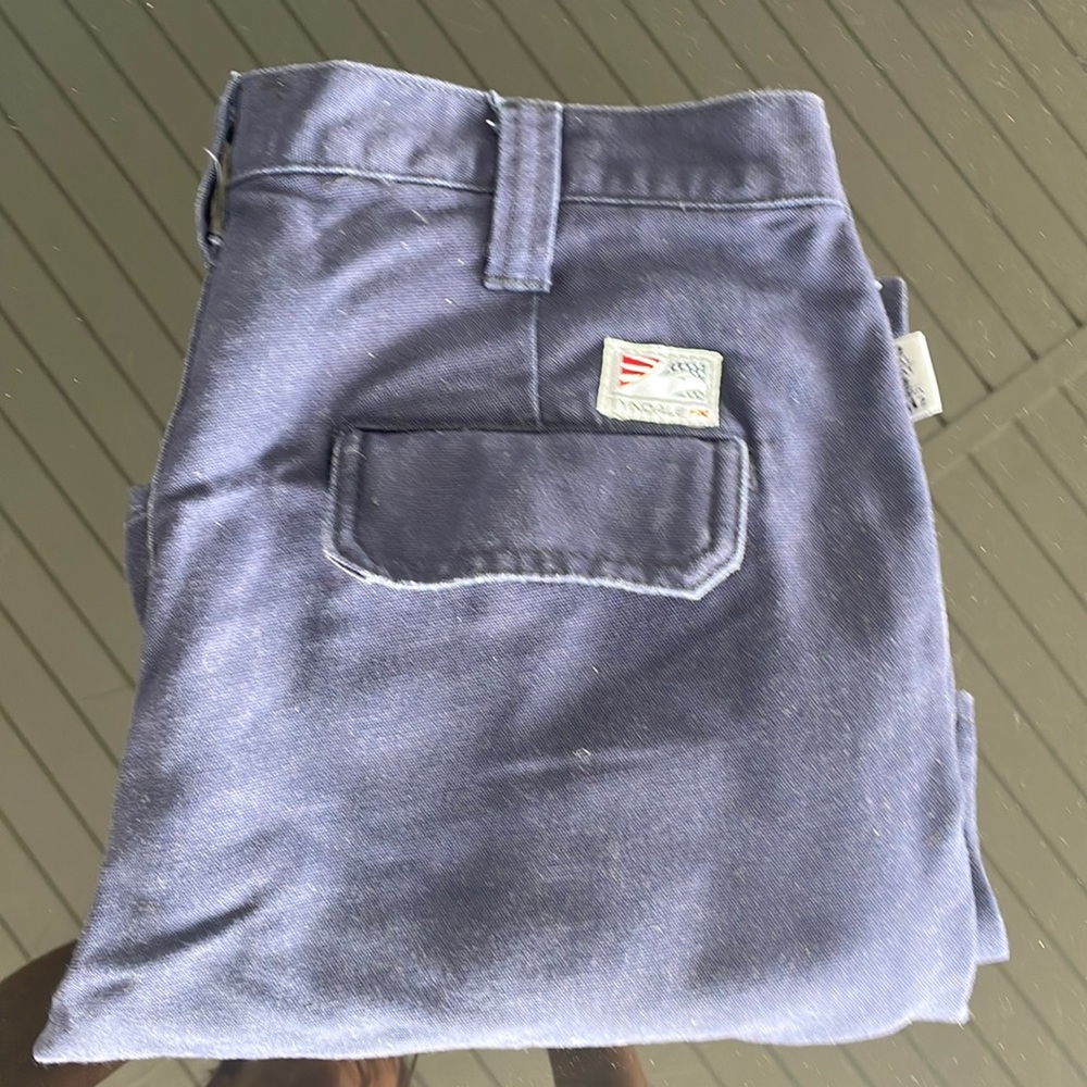 - Tyndale womans Fr pants navy blue great cond! 2 pairs